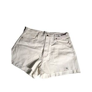 Arizona Size 15 High Rise White Shorts NWT